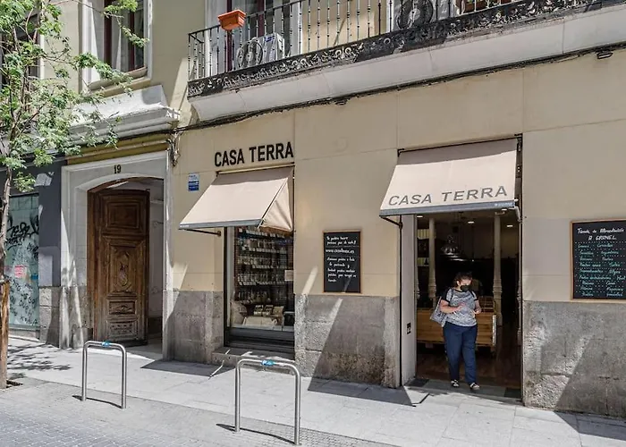 Modern Apartment In Chueca Inf3Iz4
